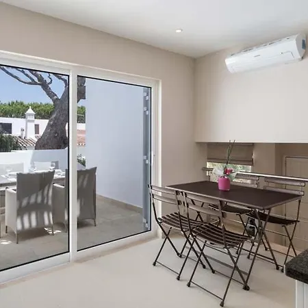 Sleeps 4 With Air Con And Wifi Villa *