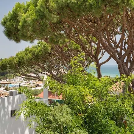 Sleeps 4 With Air Con And Wifi فيلة
